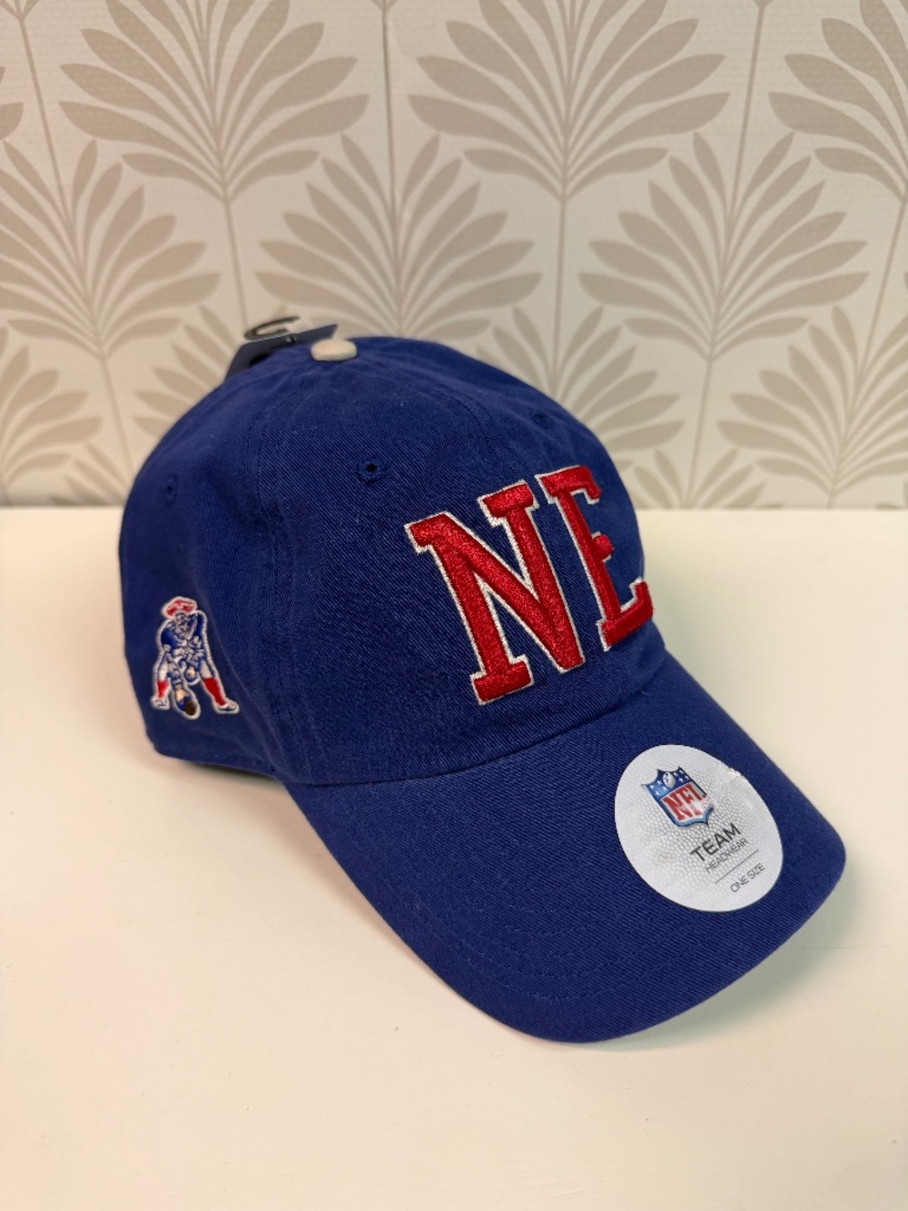 NWT New England Patriots NFL Team Headgear Adjustable Hat